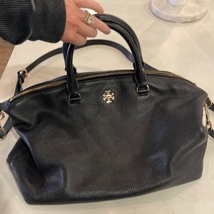 Tory Burch Medium‎ Slouchy Satchel Black Pebbled leather